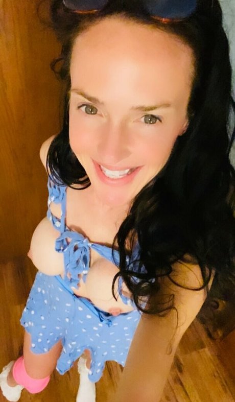 lilrosiedoll exclusive model photos