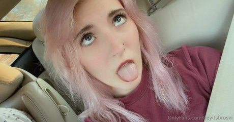 HeyItsBroski xxx model img