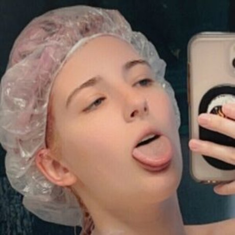 HeyItsBroski pornstar hot images