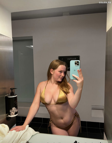 kajamood star hot pictures