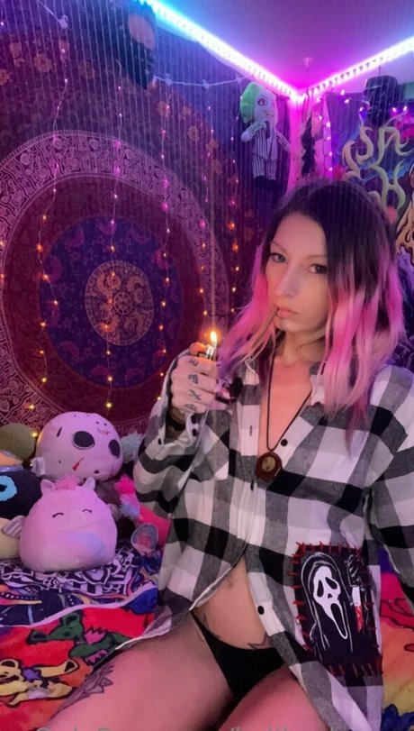 kalikushxoxo pornographic model photo