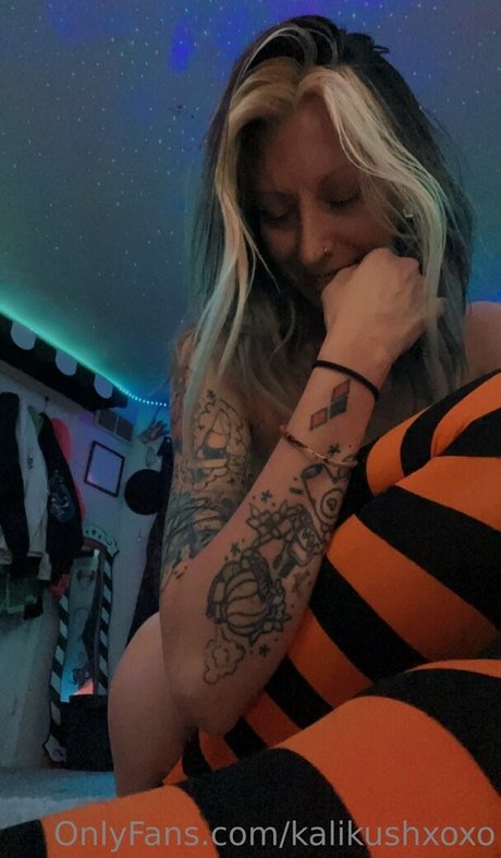 kalikushxoxo pornstar sexy image