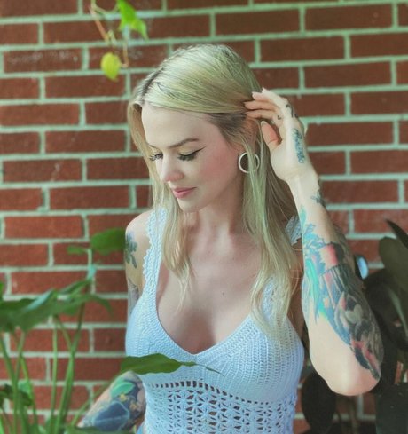 ohioliz star naked pics