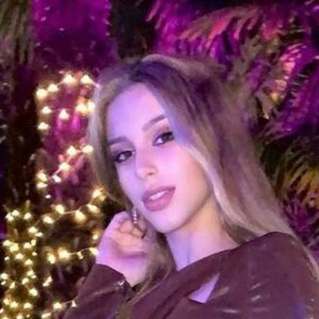 Klea Brahimi model hd pic