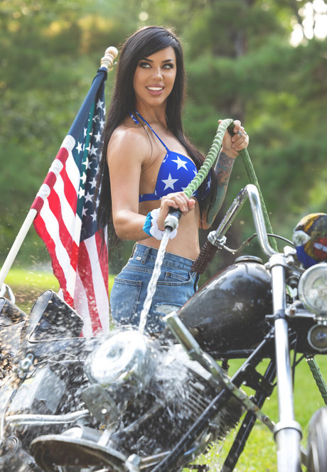 Alex Zedra pretty pornstar galleries