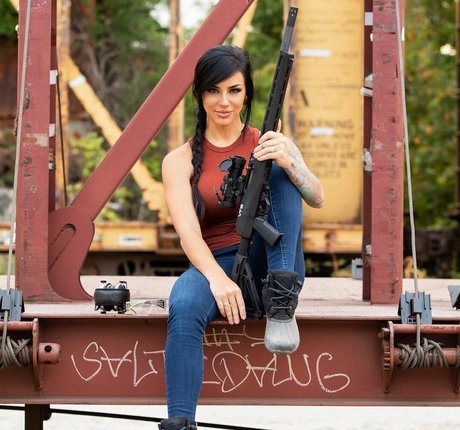 Alex Zedra pretty star galleries
