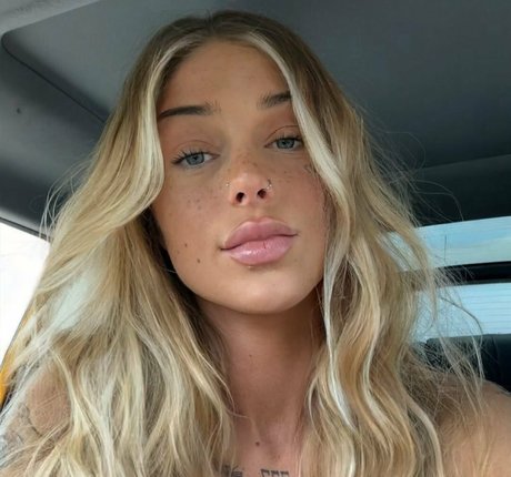 Ryrenee adult actress photos