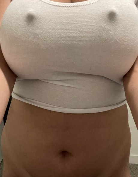 arisfans model erotic photos