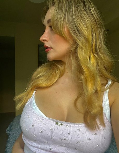 blissfulwhisperasmr star free img