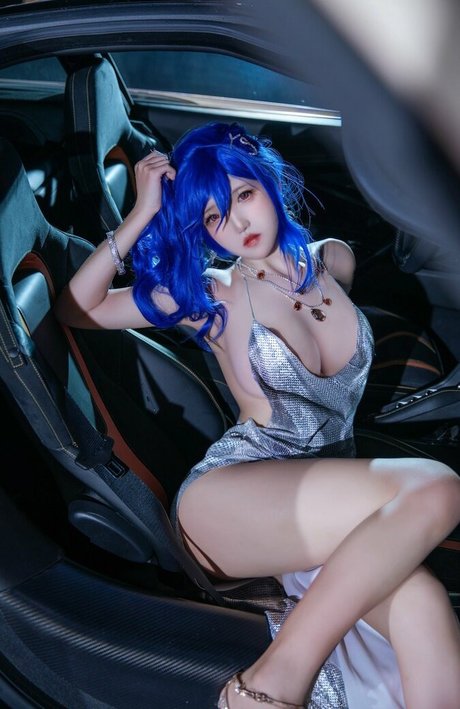 AxunkaOri high quality model pics