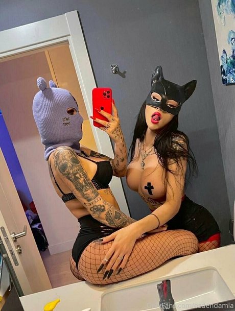 damlaozden xxx model pictures