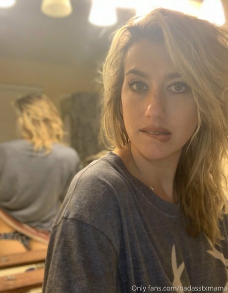 badasstxmama erotic actress archive