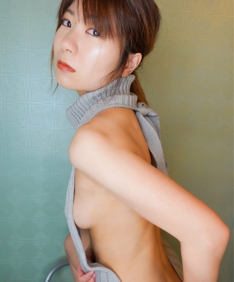 Natsuki Tanaka hd actress picture
