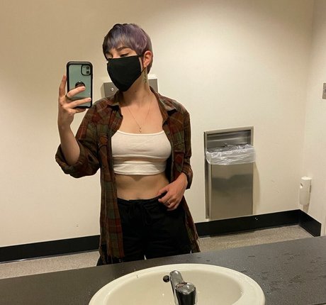 Casey Lee Williams pretty pornstar pictures