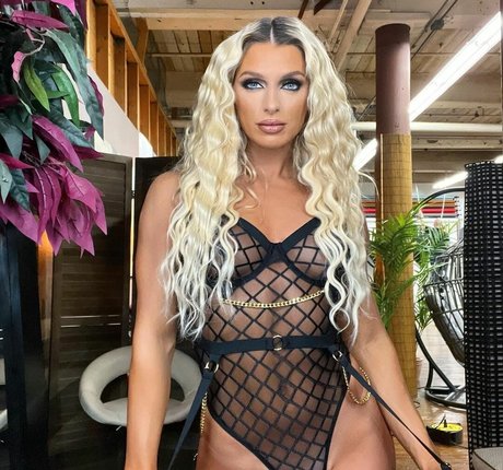 Brianna Lee free pornstar image