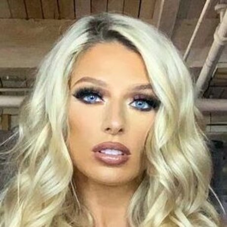 Brianna Lee art pornstar gallery