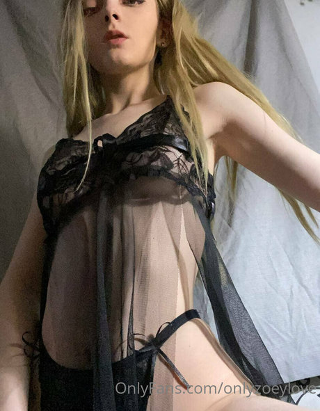 onlyzoeylove sexy model archive