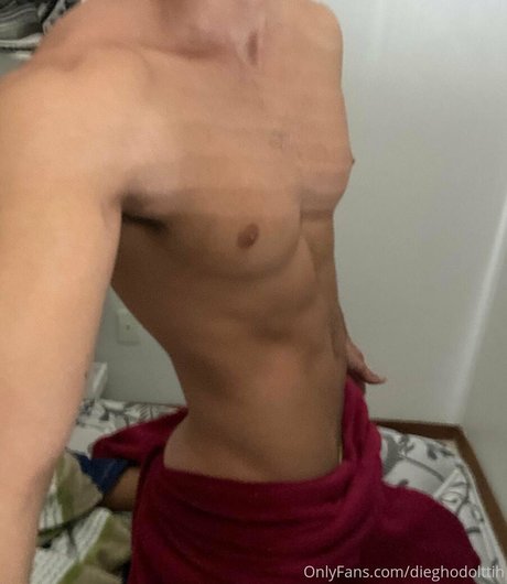 dieghodolttih star naked pic