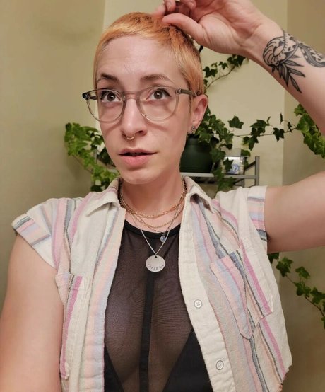 Tybee Diskin model sex gallery