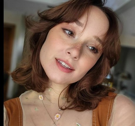 AmyKay ASMR model porn photos