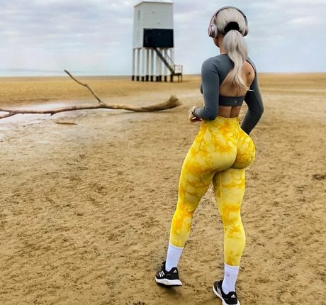 Zara Louisa pornstar free image