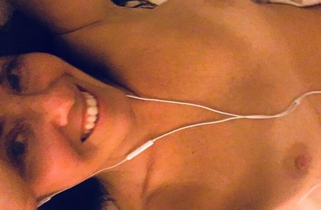 Bridget Phetasy pretty star picture