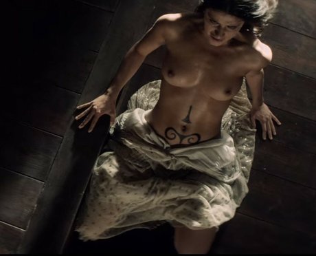 Anya Chalotra xxx actress gallery