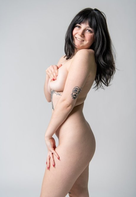 Heather Harvey star porn galleries