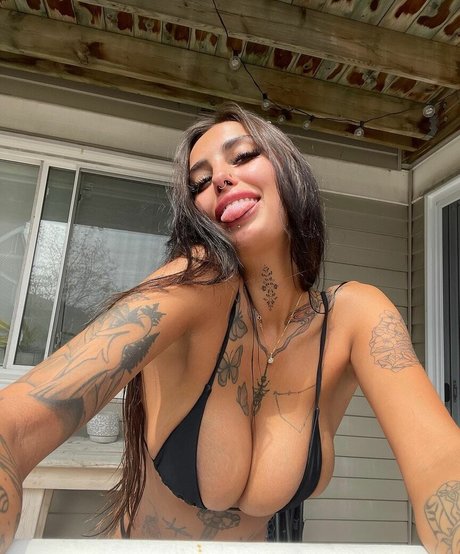 sugarttitts pornstar erotic images