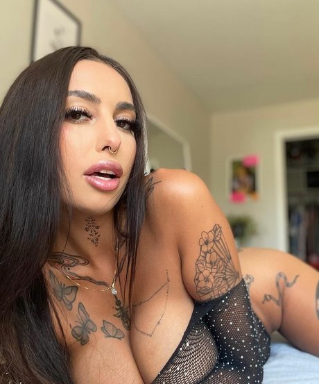 sugarttitts top pornstar photos