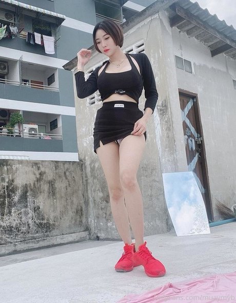 MuayMyb porn star pictures