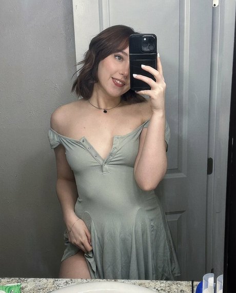 itsnotmarion porn model images