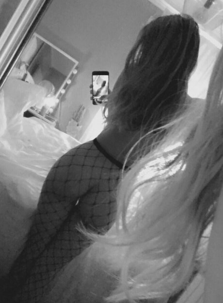 mynorwegiangirlfriend2 star sexy photo