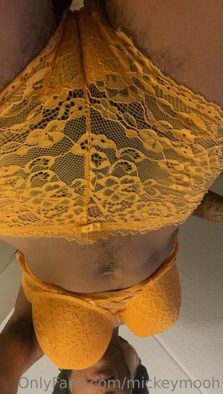 mickeymooh nude model images