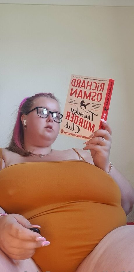 slim onlyfans adult picture