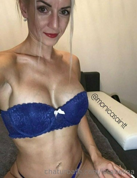 issabellaa erotic model pics