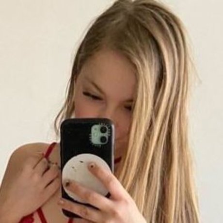 Mala officiall model porn image