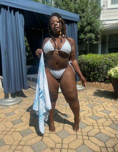 freethixen star nude pics