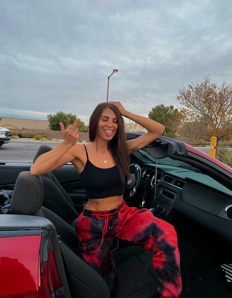 kristenheh exclusive pornstar photo