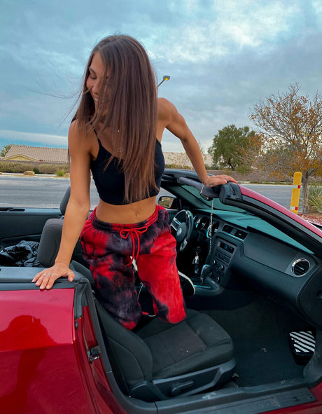 kristenheh xxx actress pic