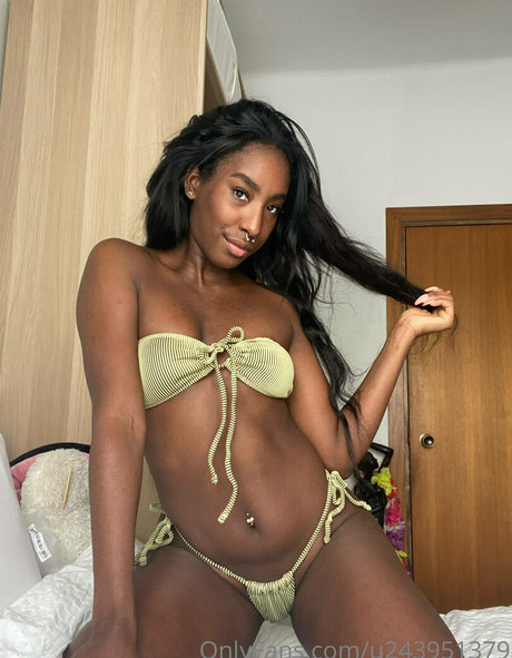 ariel brown pornstar adult image