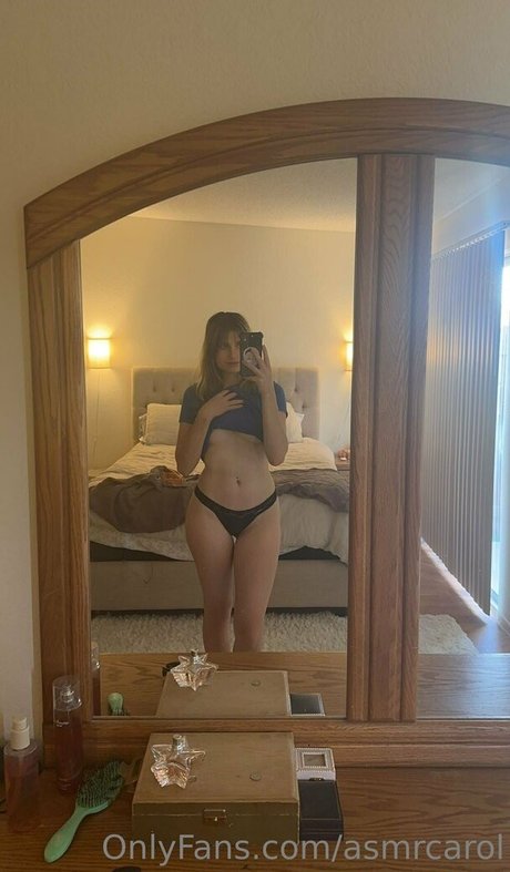 asmrcarol pornographic model img