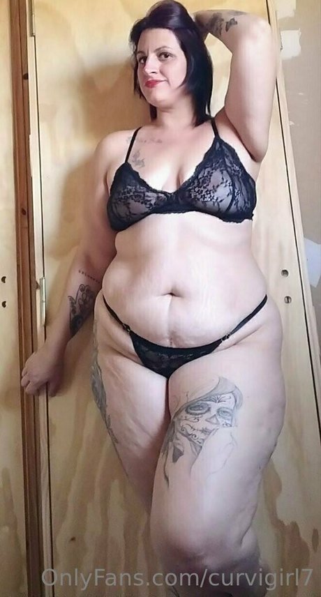 curvigirl7 beautiful actress pic