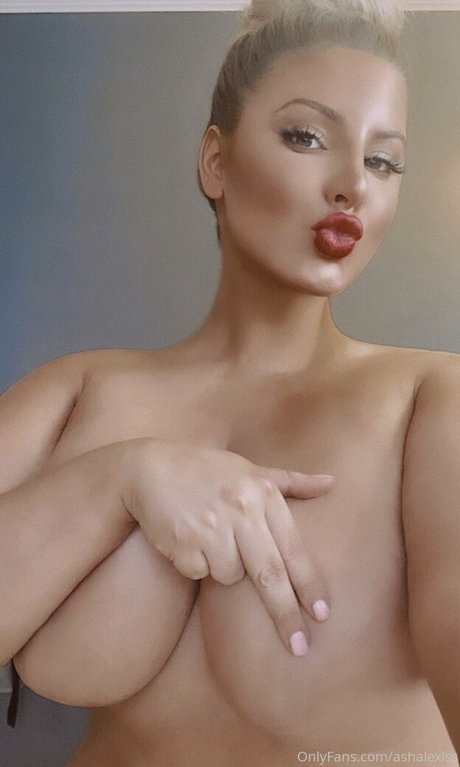 ashalexiss nudes star gallery