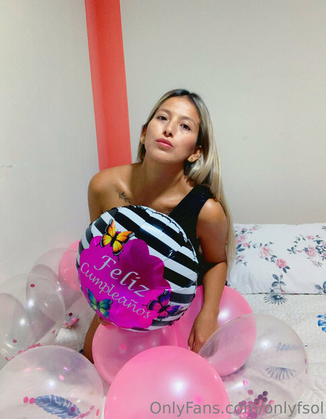 onlyfsol hot actress img