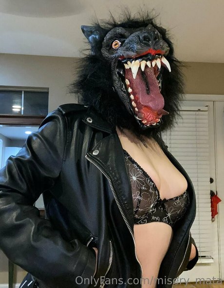 mirari mata sex actress pics