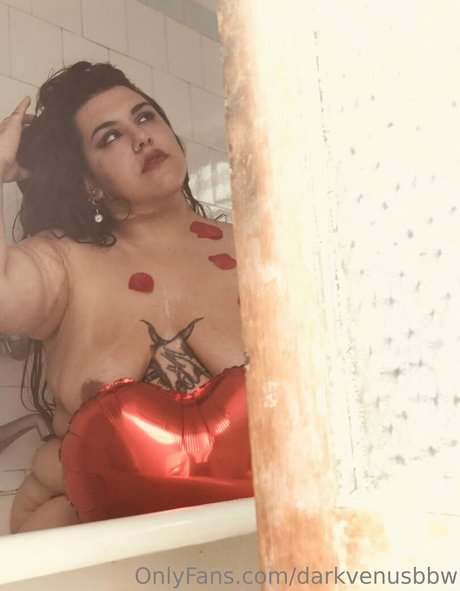 darkvenusbbw adult model pictures