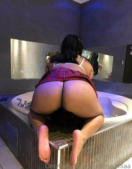 morena miaa star naked gallery