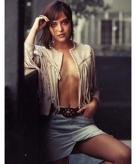 Bella Piero erotic model pictures