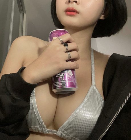 Phanomwan Chaiwayat pornographic actress pics